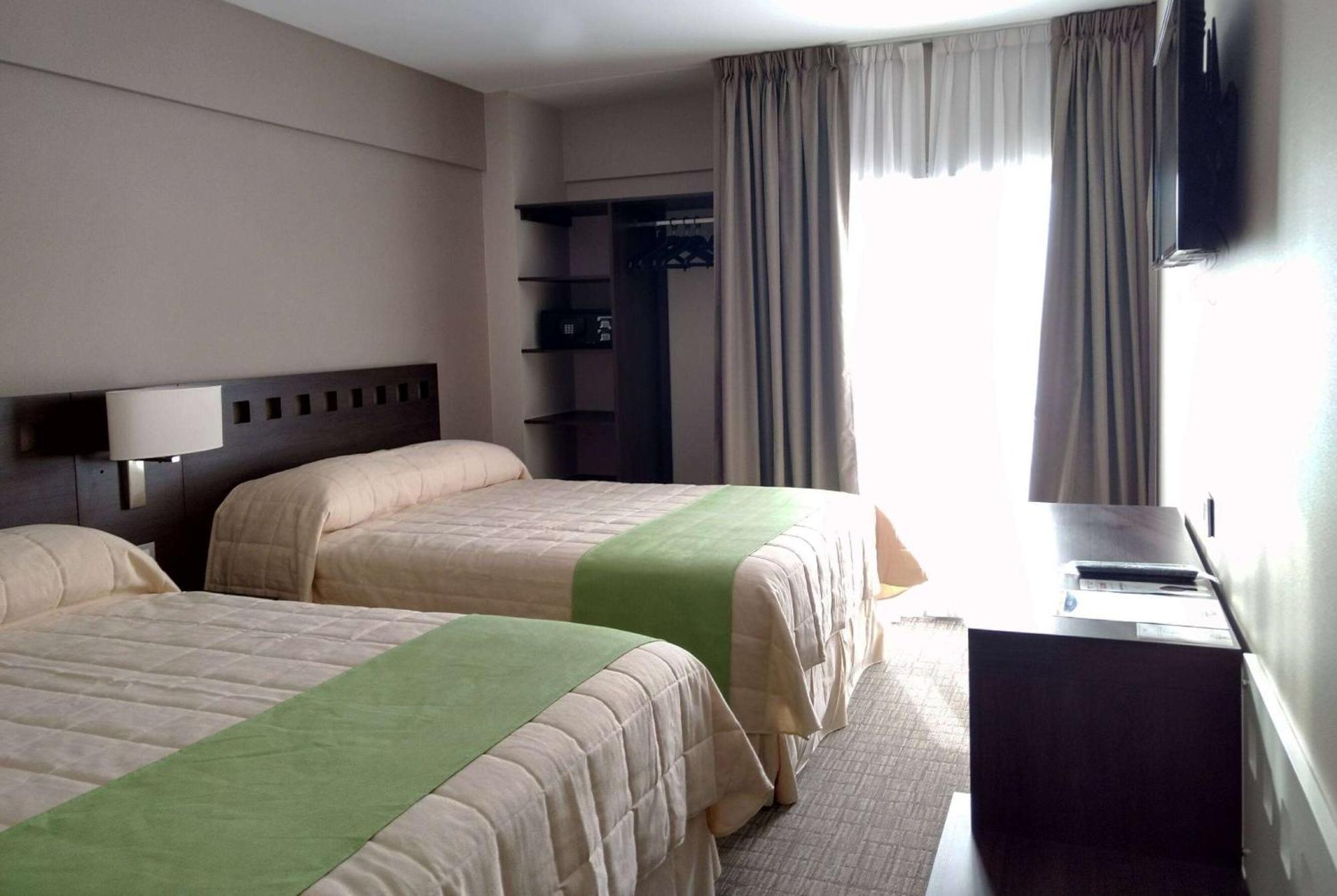 Days Inn & Suites By Wyndham La Plata Extérieur photo